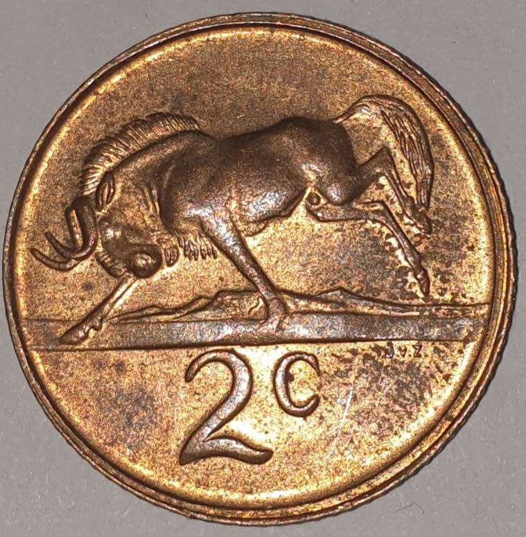1981 - 2 CENT COIN (TWO CENT COIN) - RSA - BRONZE - KM#83 - BILINGUAL LEGEND - WILDEBEEST